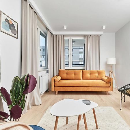 Exclusive Apartments Gwiazdzista With Free Garage Wroclaw By Noclegi Renters Esterno foto