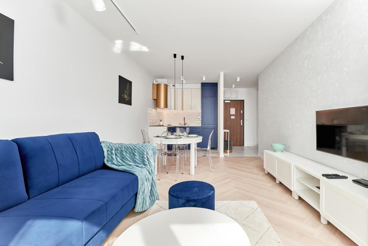 Exclusive Apartments Gwiazdzista With Free Garage Wroclaw By Noclegi Renters Esterno foto