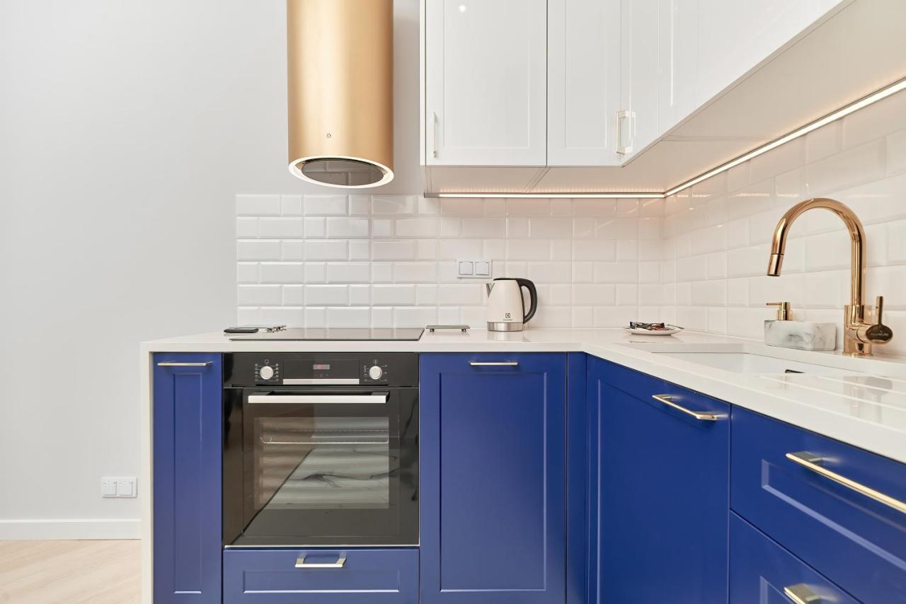 Exclusive Apartments Gwiazdzista With Free Garage Wroclaw By Noclegi Renters Esterno foto