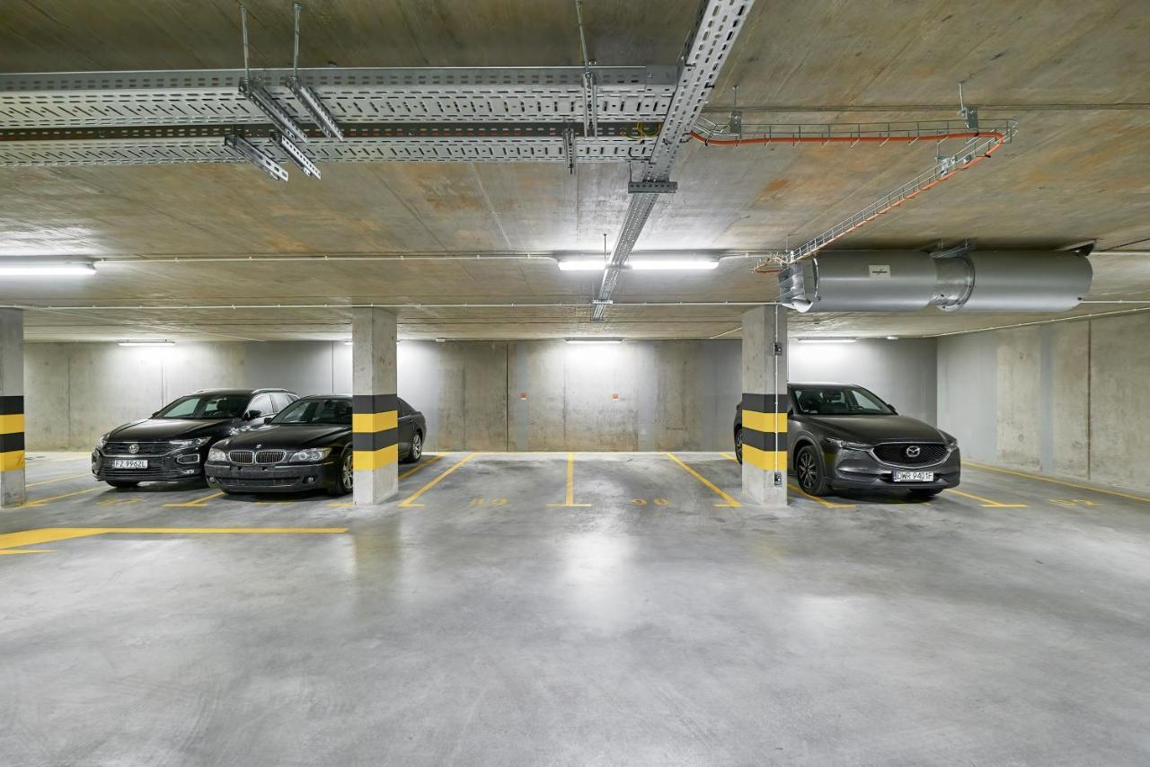 Exclusive Apartments Gwiazdzista With Free Garage Wroclaw By Noclegi Renters Esterno foto