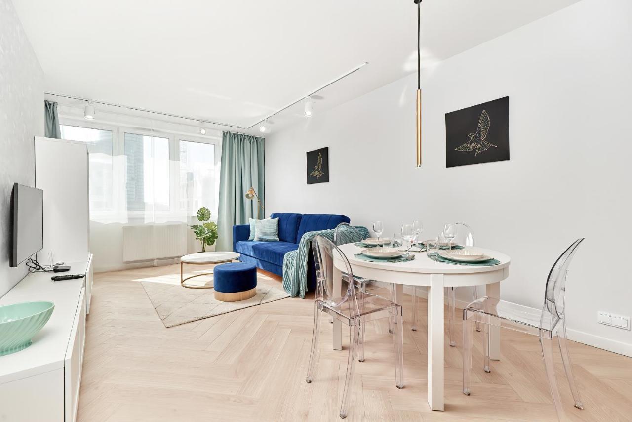 Exclusive Apartments Gwiazdzista With Free Garage Wroclaw By Noclegi Renters Esterno foto