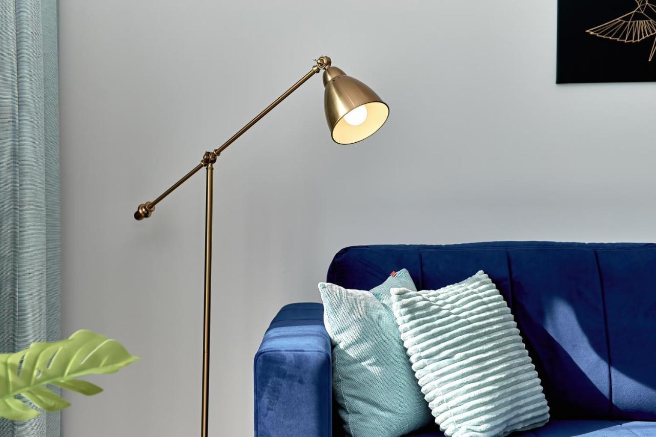 Exclusive Apartments Gwiazdzista With Free Garage Wroclaw By Noclegi Renters Esterno foto