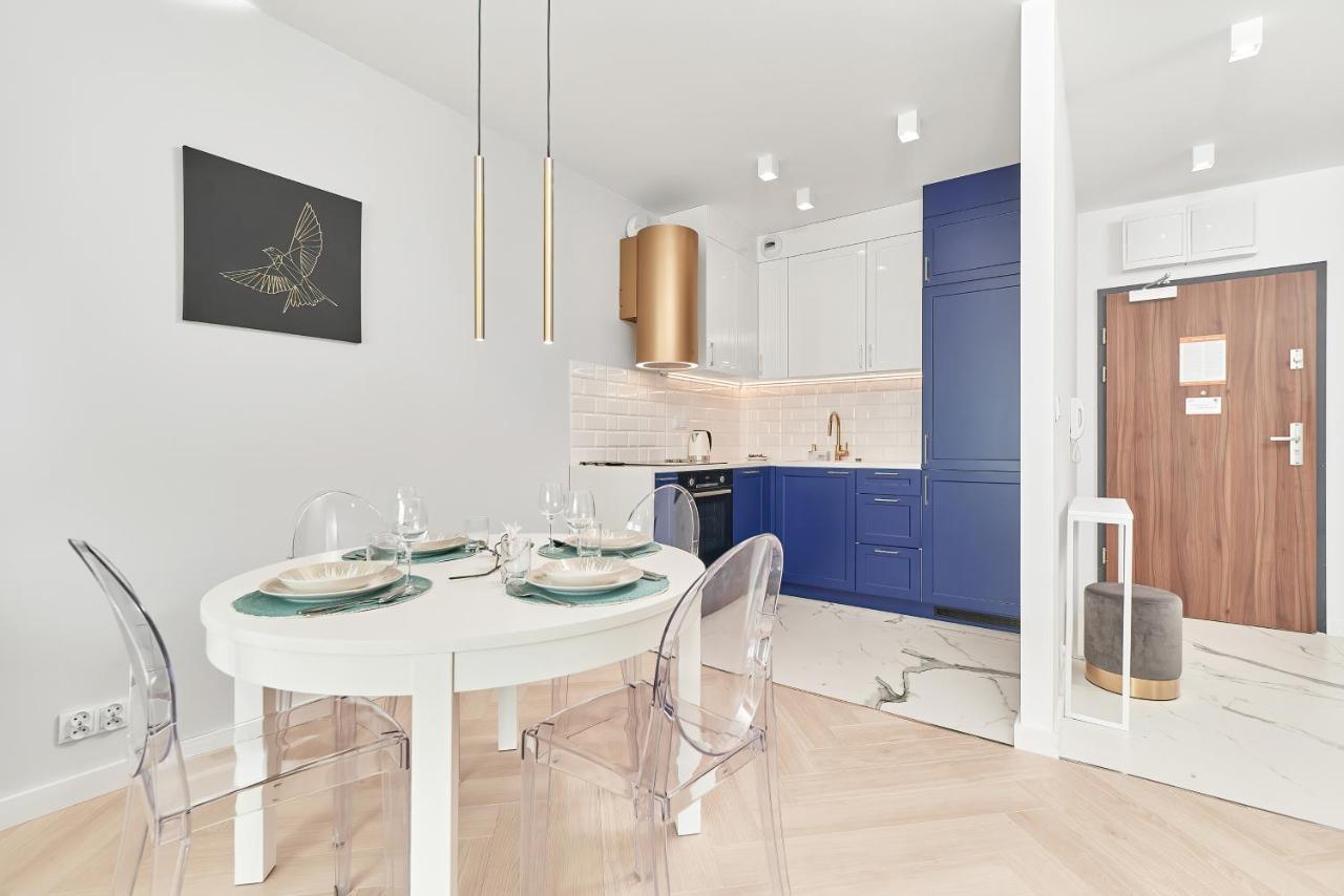 Exclusive Apartments Gwiazdzista With Free Garage Wroclaw By Noclegi Renters Esterno foto