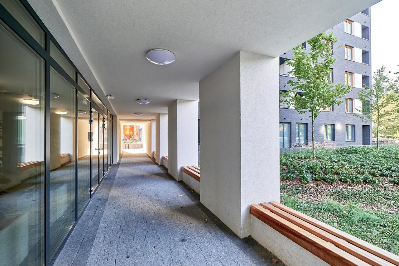 Exclusive Apartments Gwiazdzista With Free Garage Wroclaw By Noclegi Renters Esterno foto