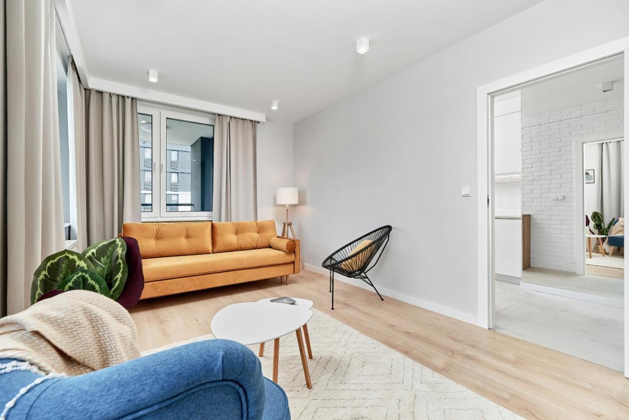 Exclusive Apartments Gwiazdzista With Free Garage Wroclaw By Noclegi Renters Esterno foto